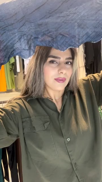 شال شنی با لبه نوار نقره ای رنگ موجود نباتی و طوسی روشن موجود